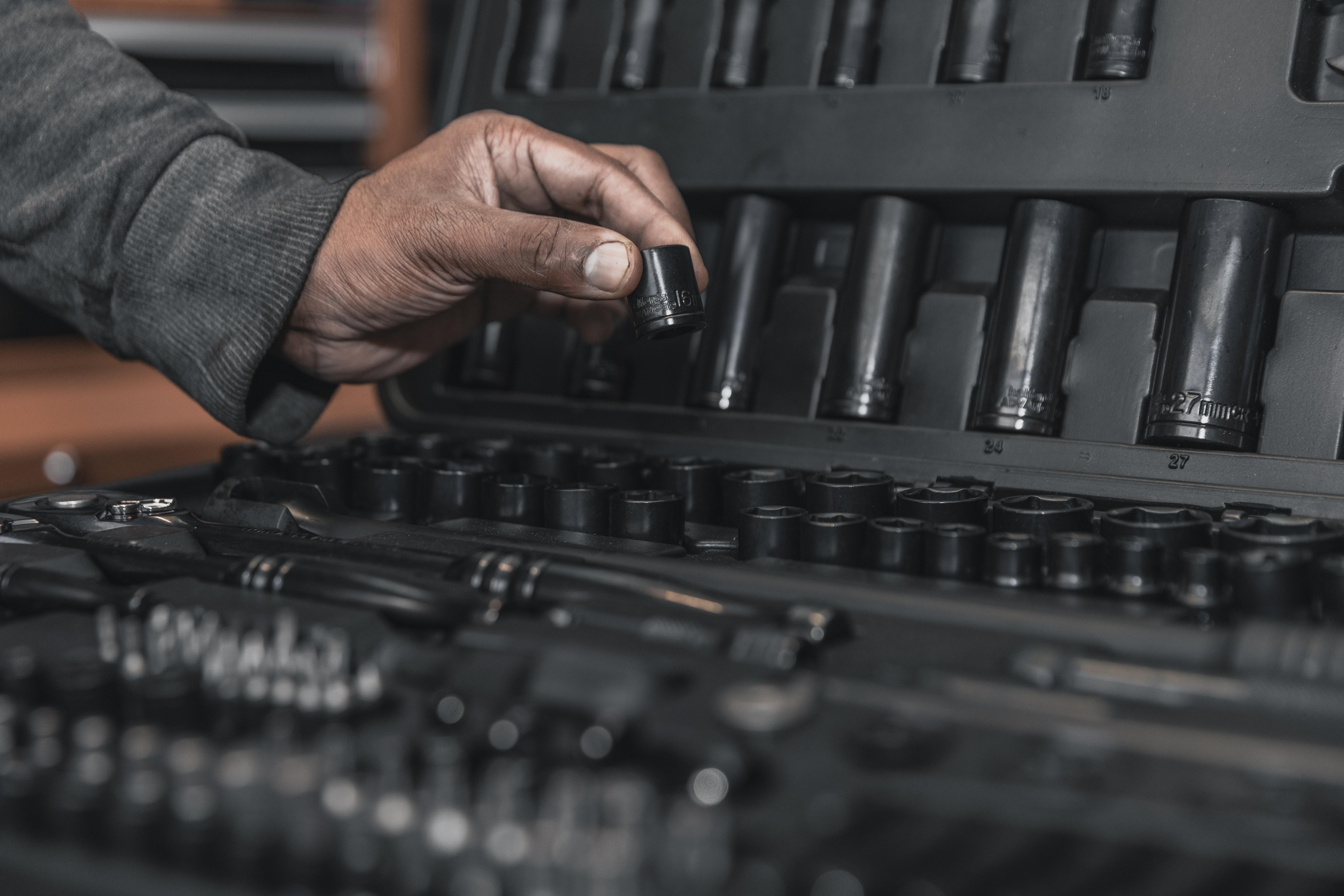 Halfords Advanced  200 Piece Socket and Ratchet Spanner Set - Limited Black Edition