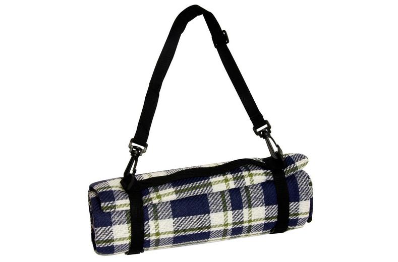 Halfords Waterproof Tartan Picnic Blanket XL Halfords Waterproof Tartan Picnic Blanket XL