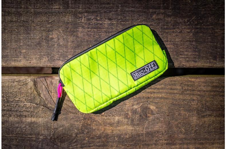 Muc-Off Rainproof Essentials Case Muc-Off Rainproof Essentials Case