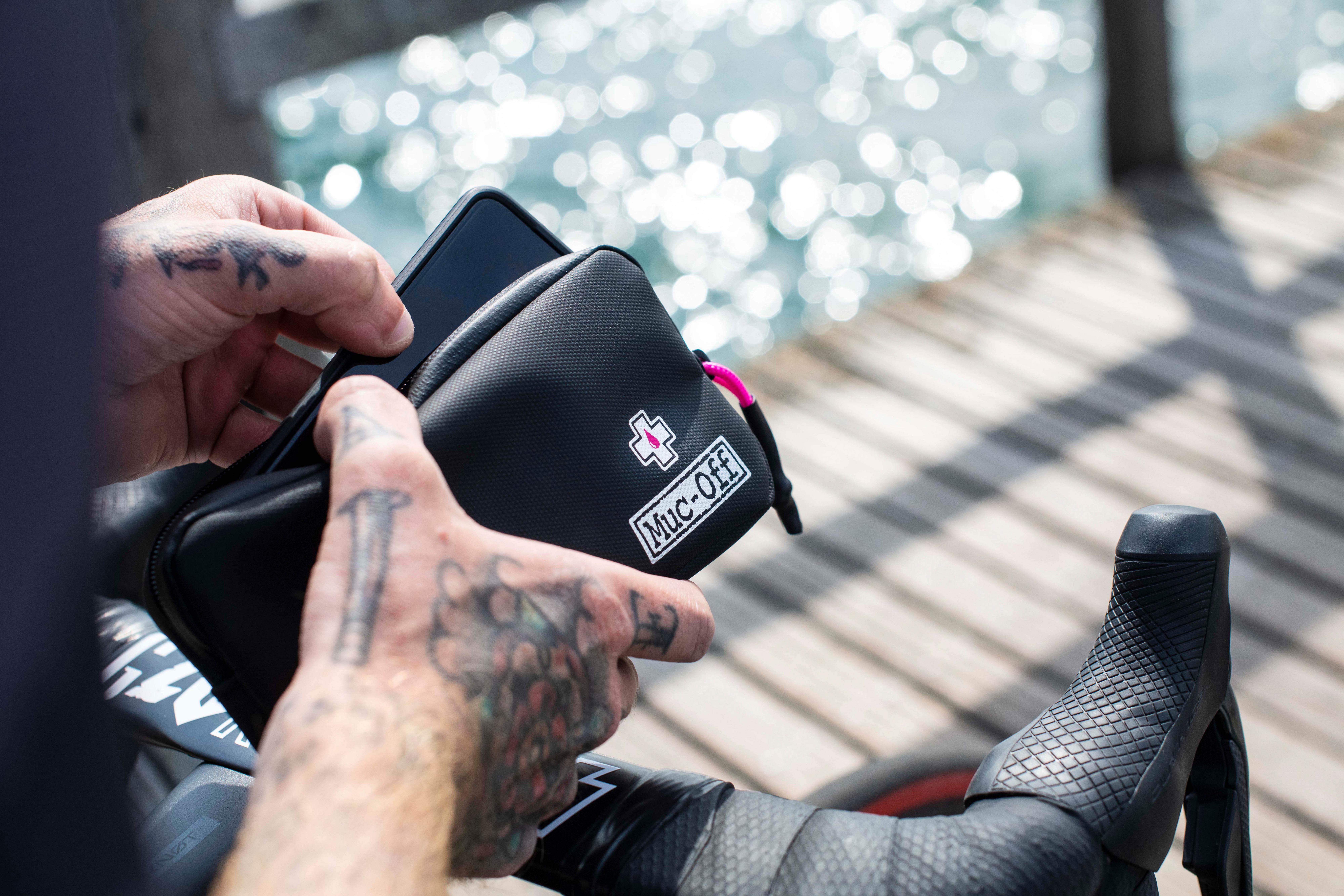 Muc-Off Rainproof Essentials Case