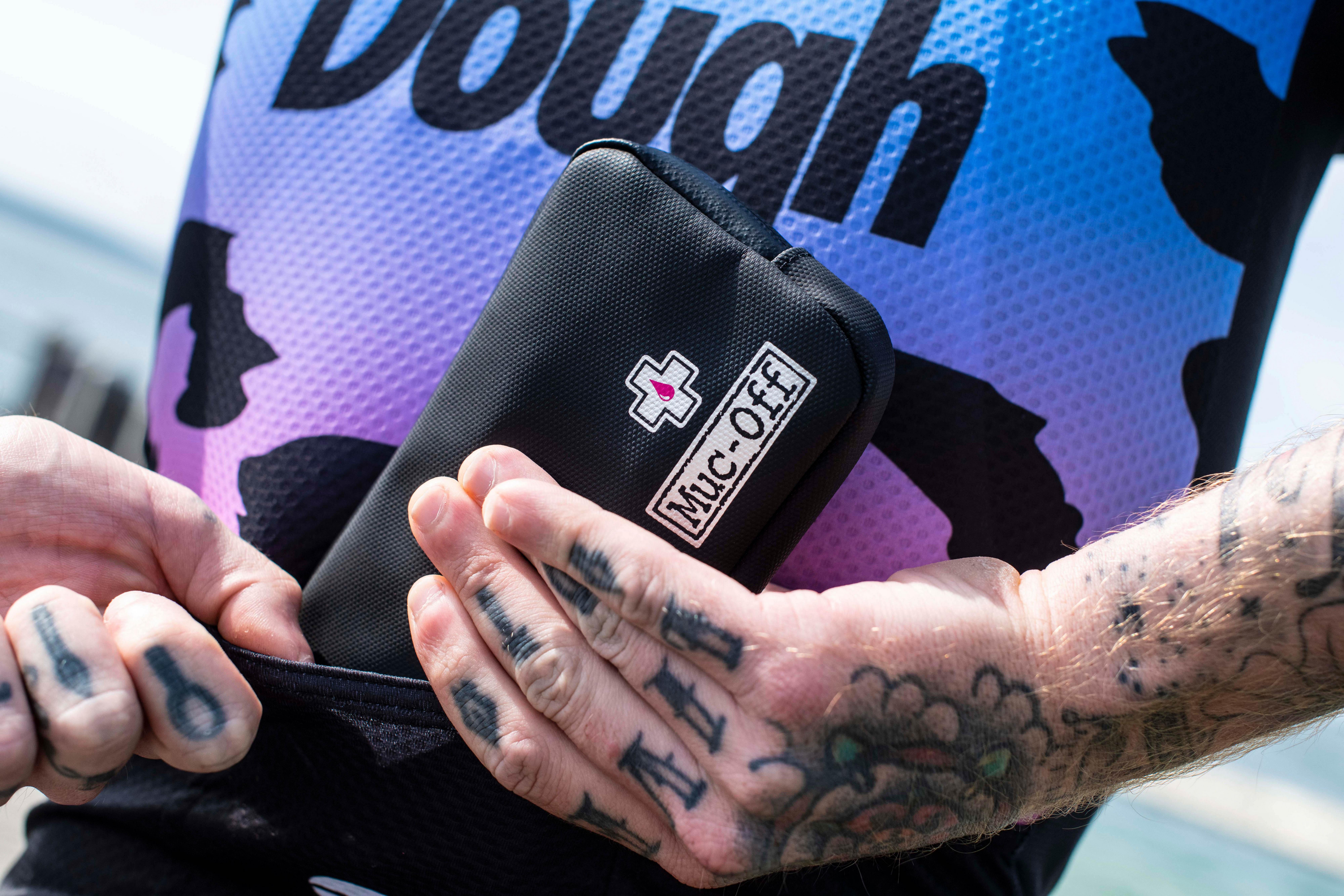 Muc-Off Rainproof Essentials Case