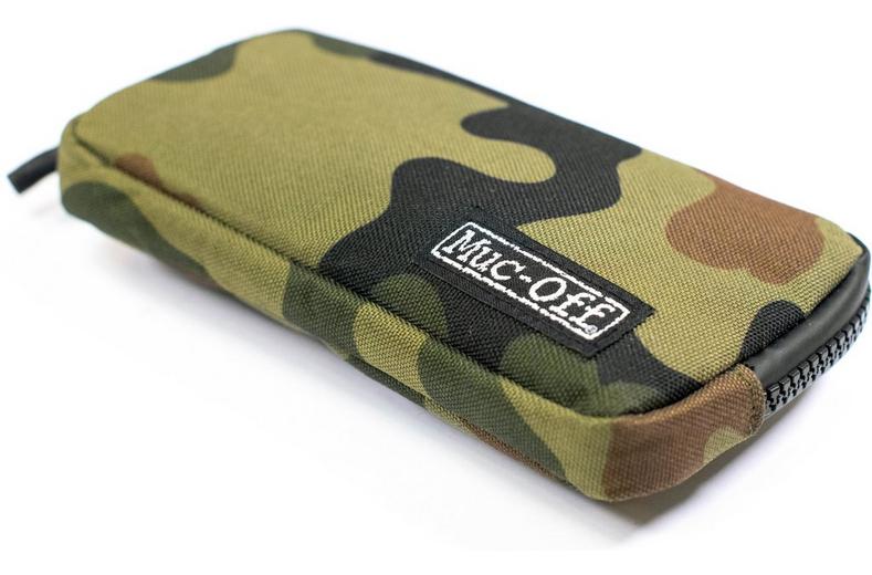 Muc-Off Essentials Case Camo Muc-Off Essentials Case Camo