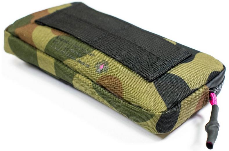 Muc-Off Essentials Case Camo Muc-Off Essentials Case Camo