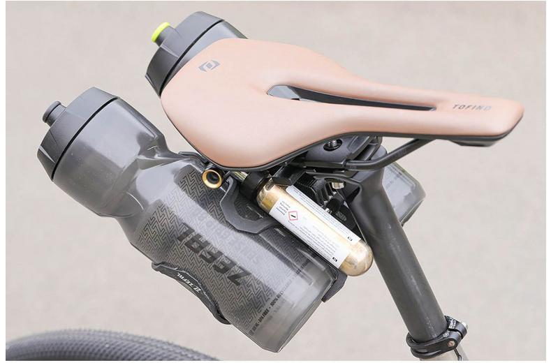 Zefal Tri Bottle Cage W/Pulse Z2 & Z2i Zefal Tri Bottle Cage W/Pulse Z2 & Z2i