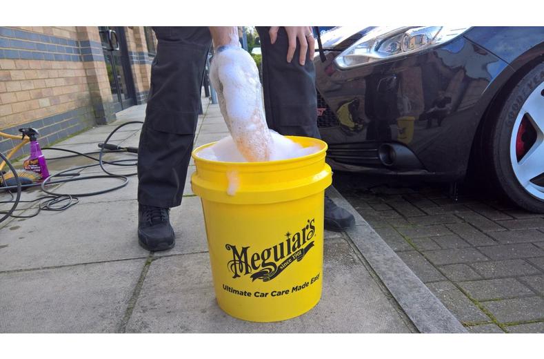 Meguiars Lambs Wool Wash Mitt Meguiars Lambs Wool Wash Mitt