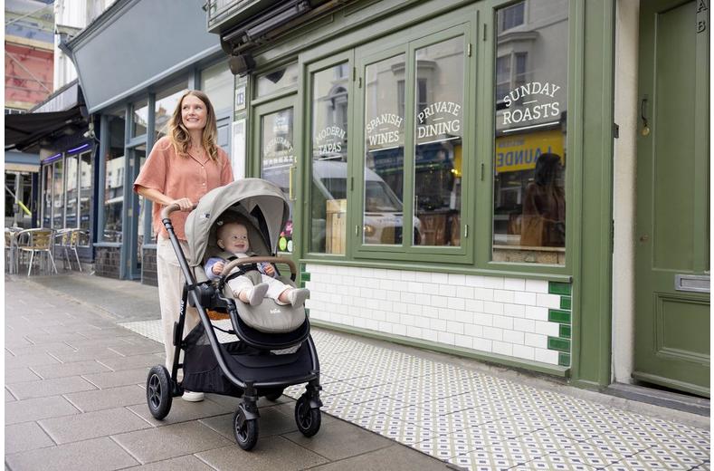 Joie VersaTrax 2in1 Pushchair - Pebble Joie VersaTrax 2in1 Pushchair - Pebble