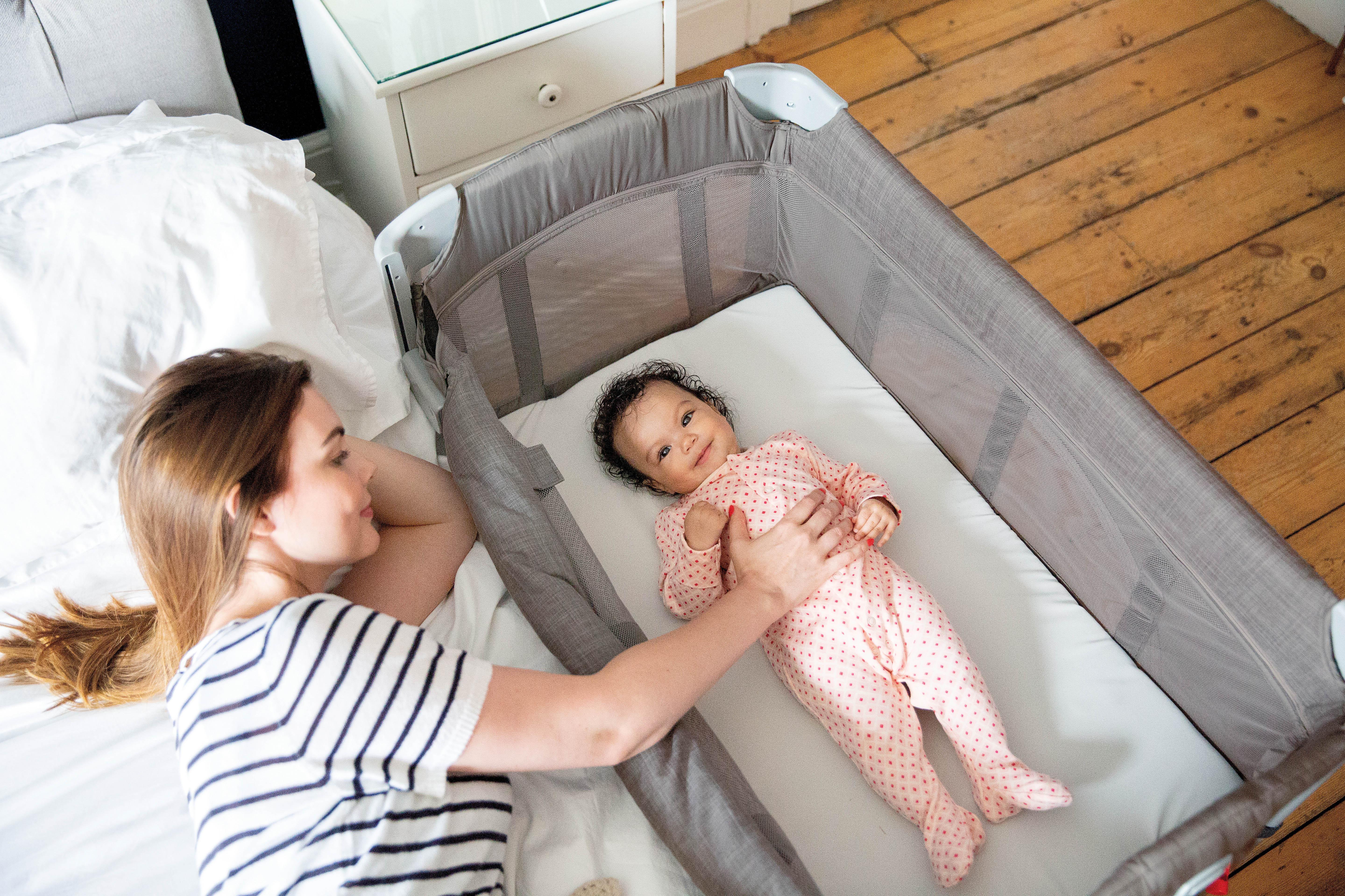 Joie Kubbie Sleep Travel Cot - Shale