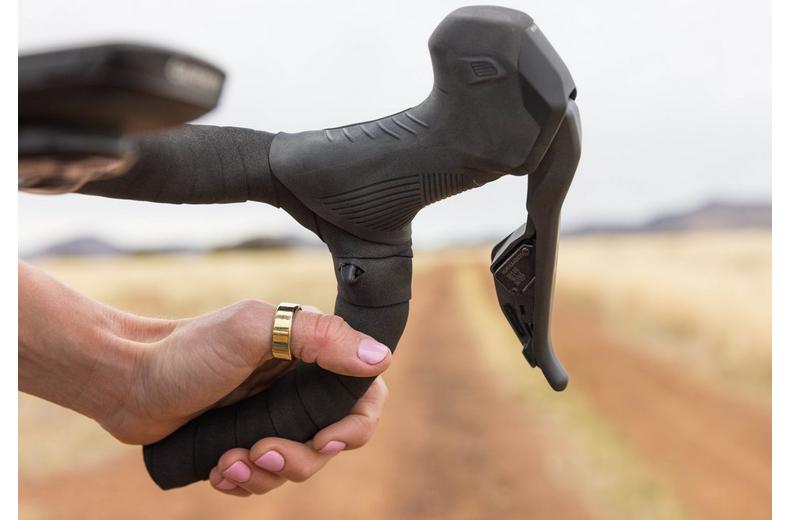 Shimano GRX ST-RX825 Di2 Hydraulic STI Disc Brake Set Shimano GRX ST-RX825 Di2 Hydraulic STI Disc Brake Set