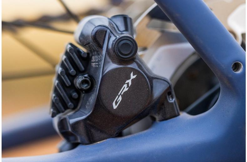Shimano GRX ST-RX825 Di2 Hydraulic STI Disc Brake Set Shimano GRX ST-RX825 Di2 Hydraulic STI Disc Brake Set