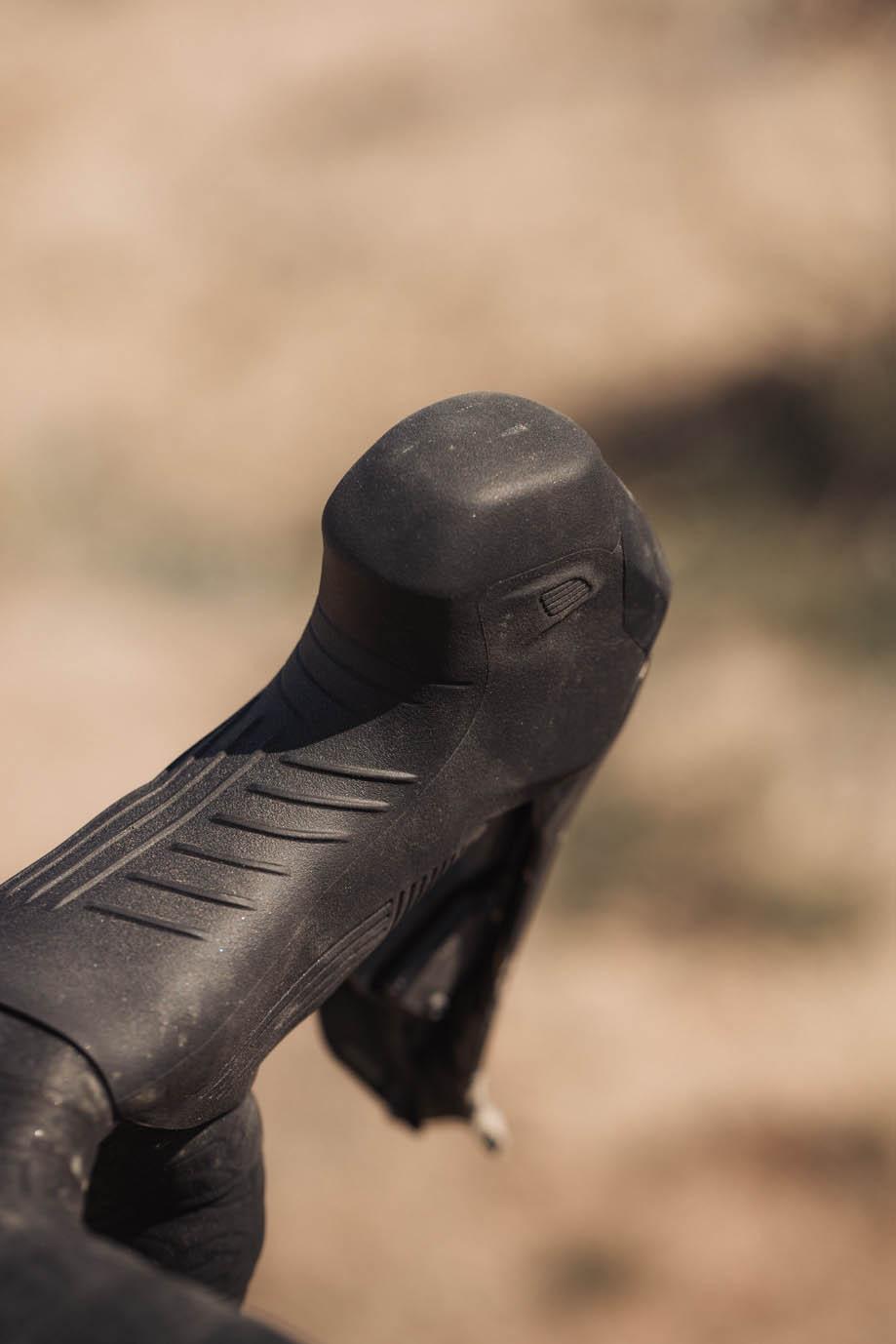 Shimano GRX ST-RX825 Di2 Hydraulic STI