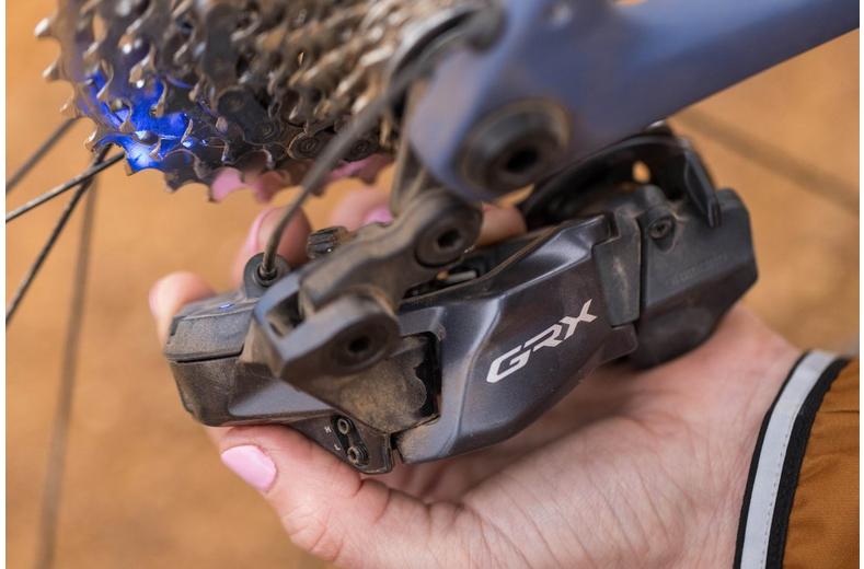 Shimano GRX RD-RX825 Di2 12 Speed Rear Derailleur Shimano GRX RD-RX825 Di2 12 Speed Rear Derailleur