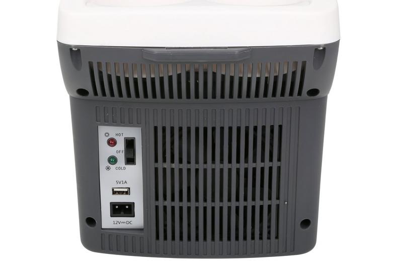 Halfords 8 Litre 12V In-Car Electric Coolbox Halfords 8 Litre 12V In-Car Electric Coolbox