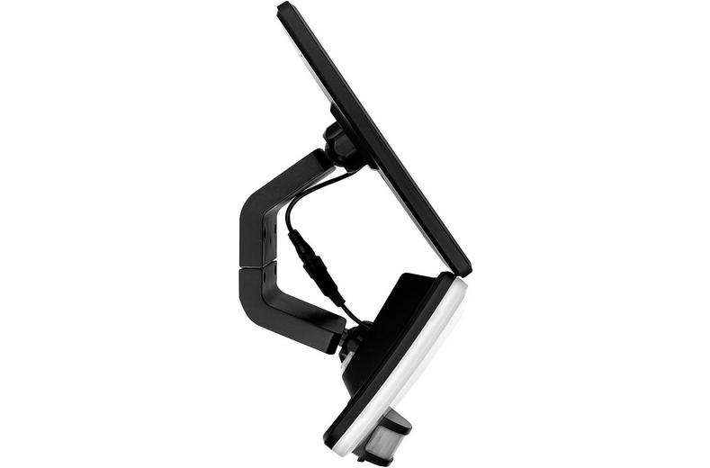 Luceco LED Solar Floodlight & PIR, 800lm Luceco LED Solar Floodlight & PIR, 800lm