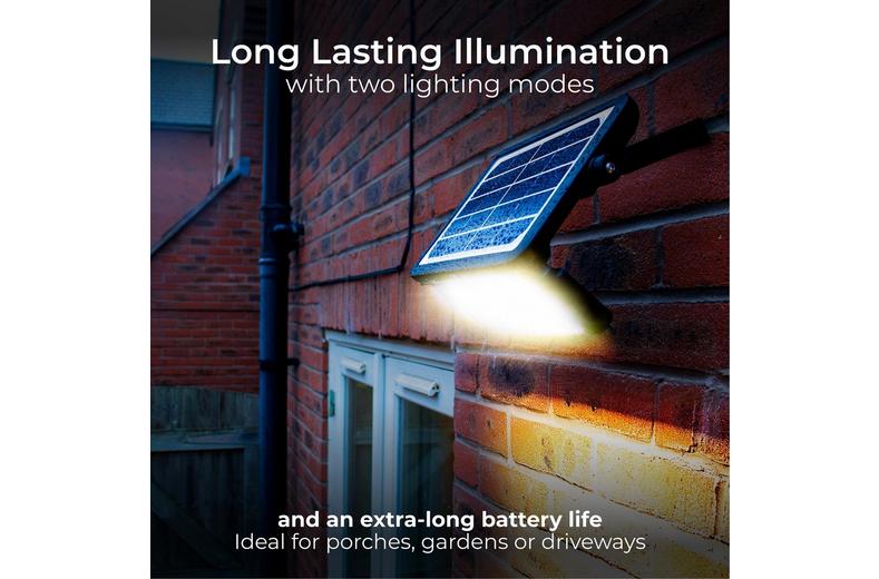 Luceco LED Solar Floodlight & PIR, 550lm Luceco LED Solar Floodlight & PIR, 550lm