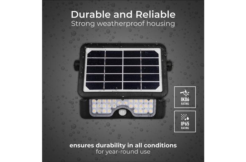 Luceco LED Solar Floodlight & PIR, 550lm Luceco LED Solar Floodlight & PIR, 550lm