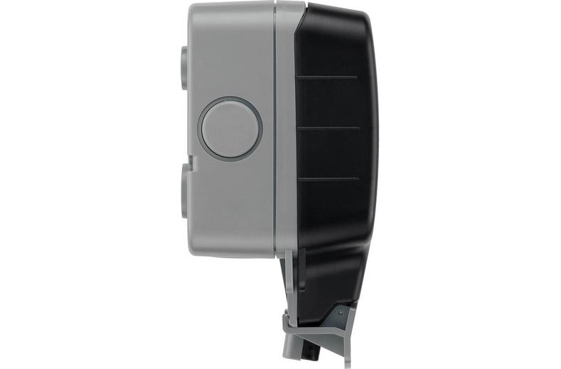 BG Weatherproof 1 Gang Socket IP66 for Mode 2 Charging - 3 Pin BG Weatherproof 1 Gang Socket IP66 for Mode 2 Charging - 3 Pin