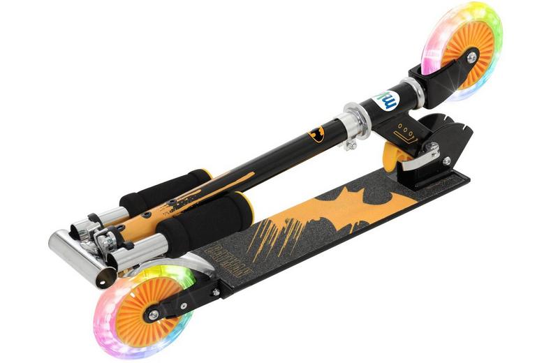 Batman Folding Inline Scooter - LED Batman Folding Inline Scooter - LED