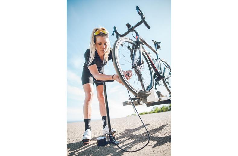 Lezyne Classic Floor Drive 3.5 Track Pump Black Lezyne Classic Floor Drive 3.5 Track Pump Black