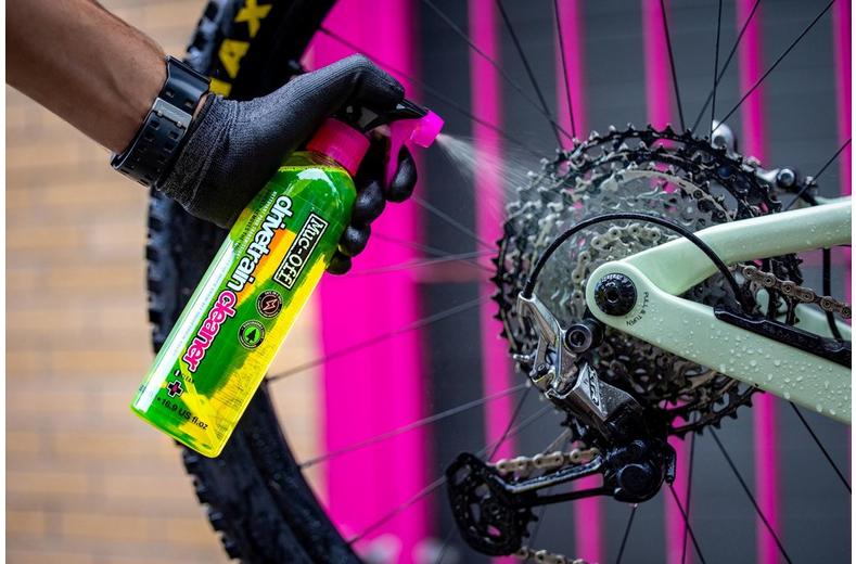 Muc-Off Ulitmate Bike Cleaning Kit Muc-Off Ulitmate Bike Cleaning Kit