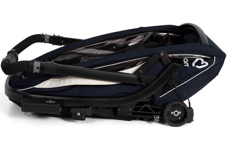 Hamax Breeze Child Bike Trailer, White/Green Hamax Breeze Child Bike Trailer, White/Green