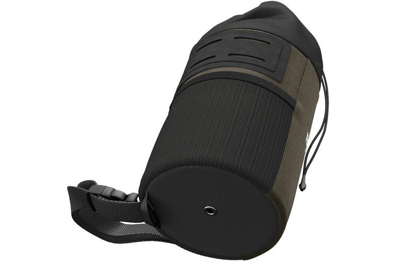 Brooks Scape Feed Pouch, Mud Green Brooks Scape Feed Pouch, Mud Green