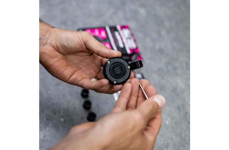 Muc-Off Secure Airtag Holder for Powersports Muc-Off Secure Airtag Holder for Powersports