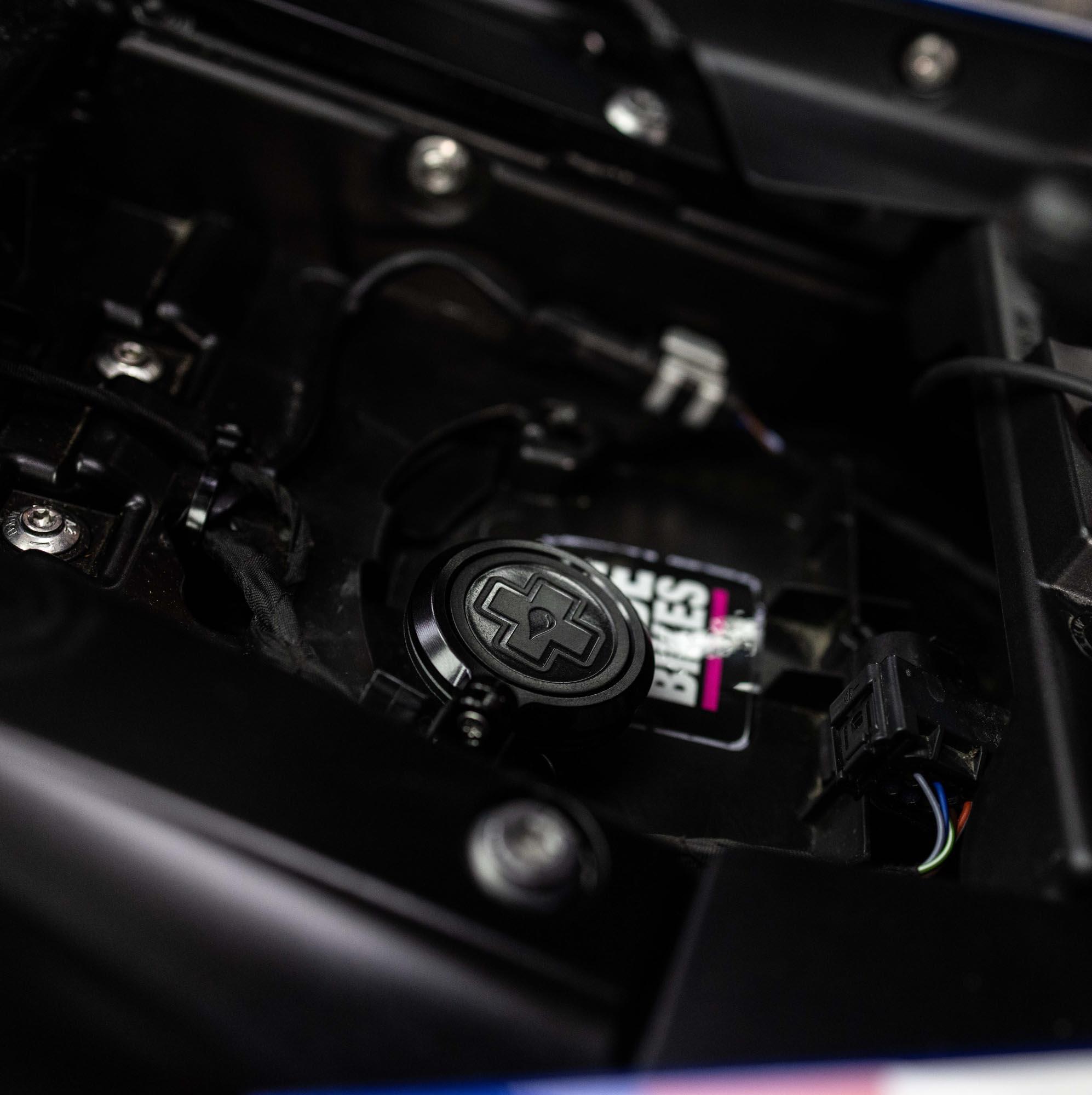 Muc-Off Secure Airtag Holder for Powersports