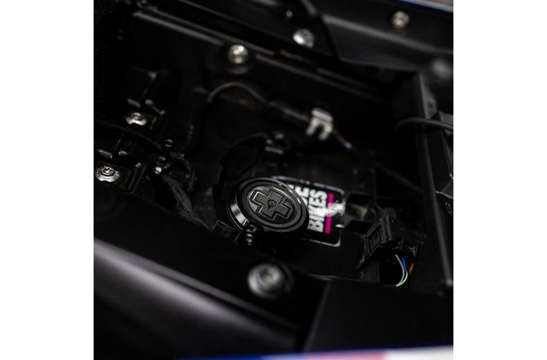Muc-Off Secure Airtag Holder for Powersports Muc-Off Secure Airtag Holder for Powersports