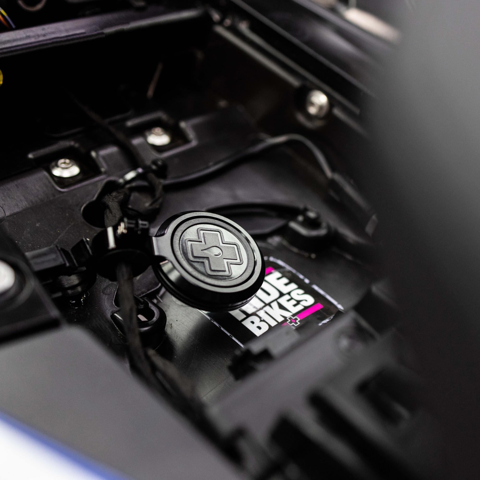 Muc-Off Secure Airtag Holder for Powersports