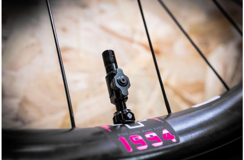 Muc-Off Big Bore Hybrid Tubeless Valves Muc-Off Big Bore Hybrid Tubeless Valves