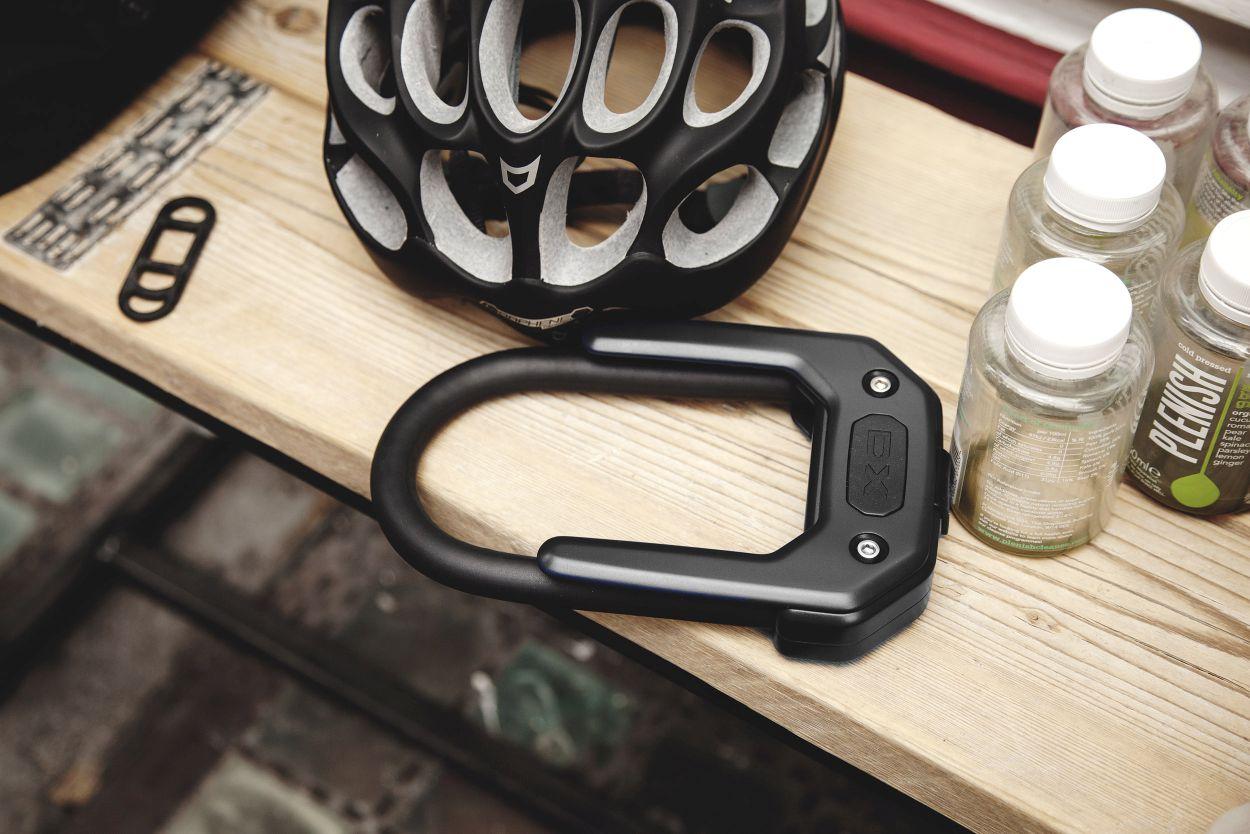 Hiplok DX Wearable Bike Lock - Black | Halfords UK