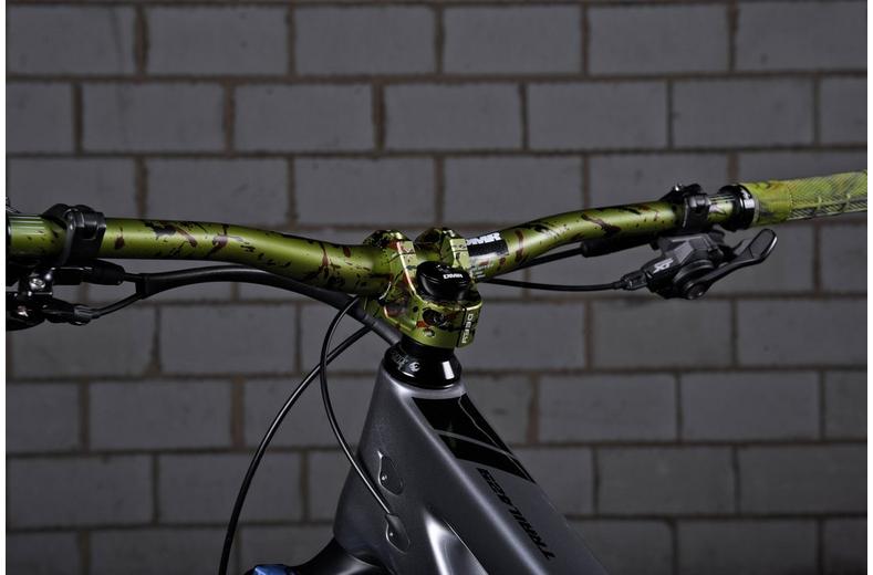 DMR Defy 35 Stem, Liquid Camo Green, 35mm Clamp | Halfords UK DMR Defy 35 Stem, Liquid Camo Green, 35mm Clamp | Halfords UK