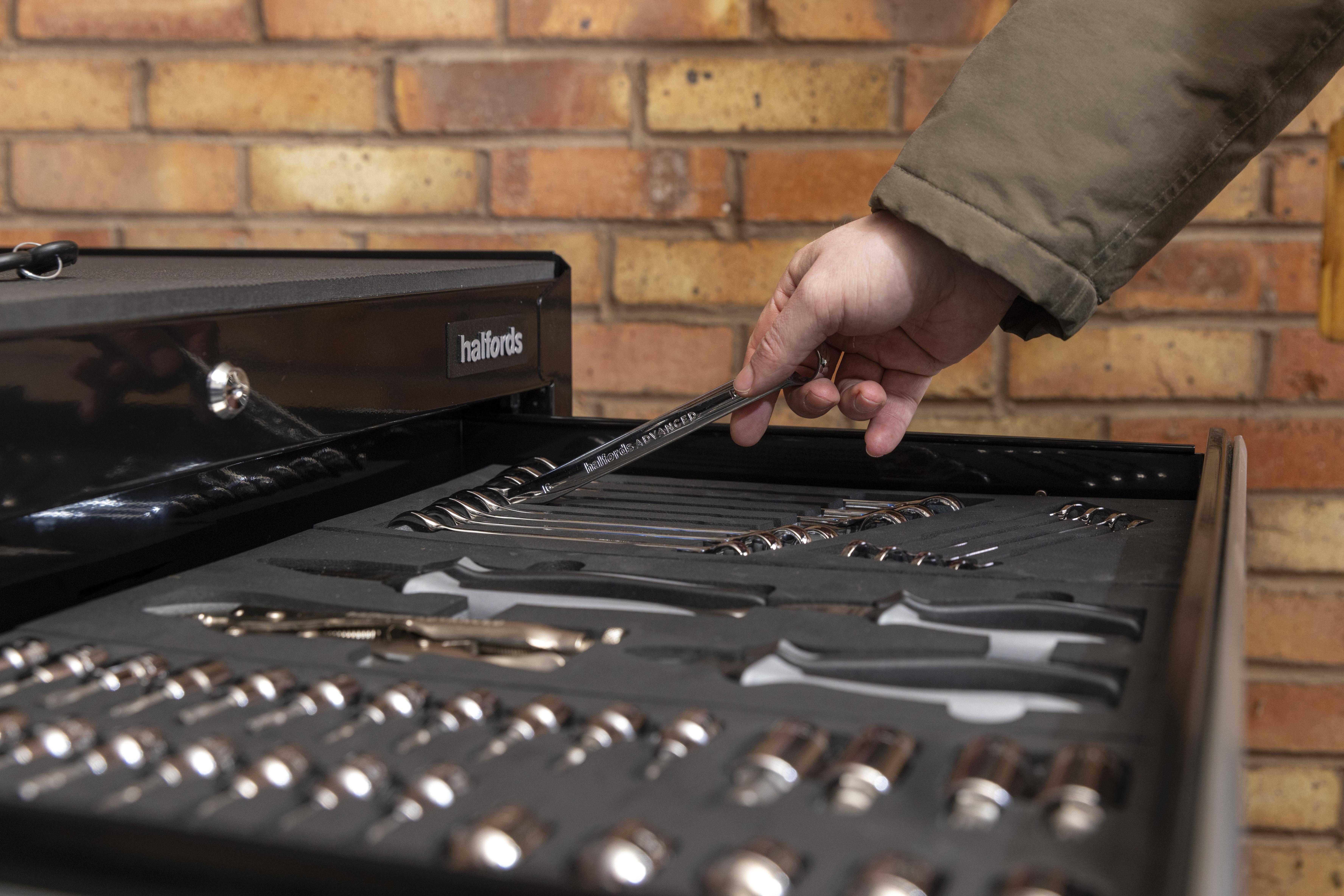 Halfords Advanced 12 Piece Combination Spanner Set Modular Tray