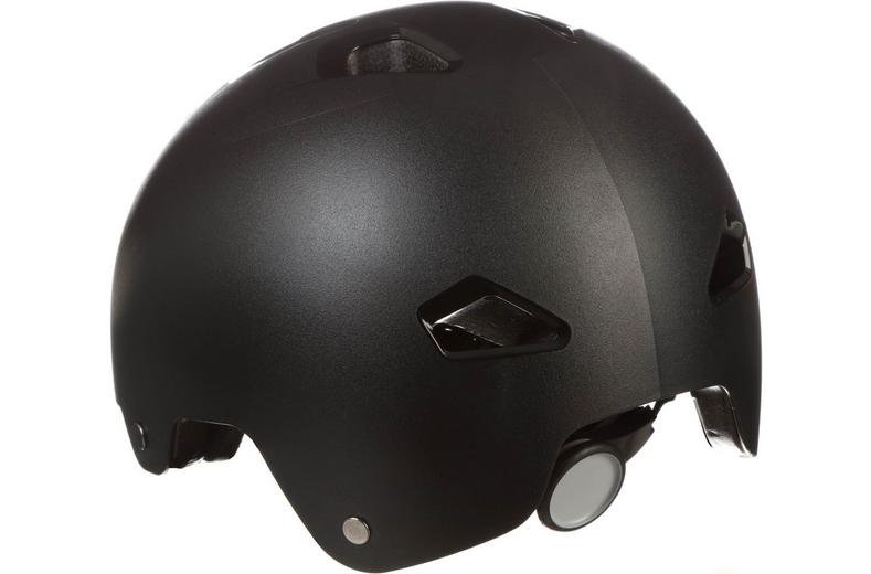 Halfords Black Junior Skate Helmet, 52-58cm Halfords Black Junior Skate Helmet, 52-58cm