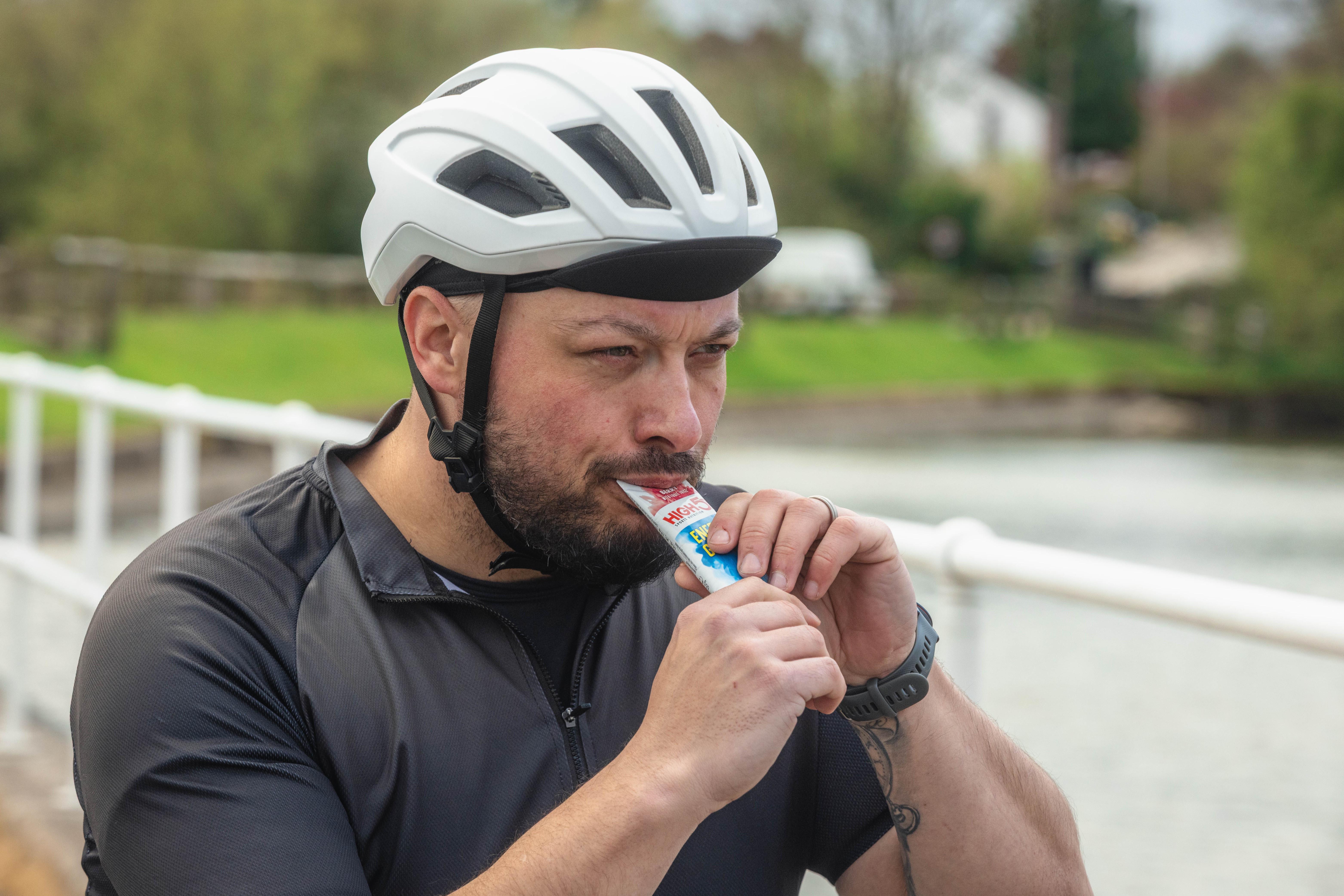 Halfords Advanced Road Helmet