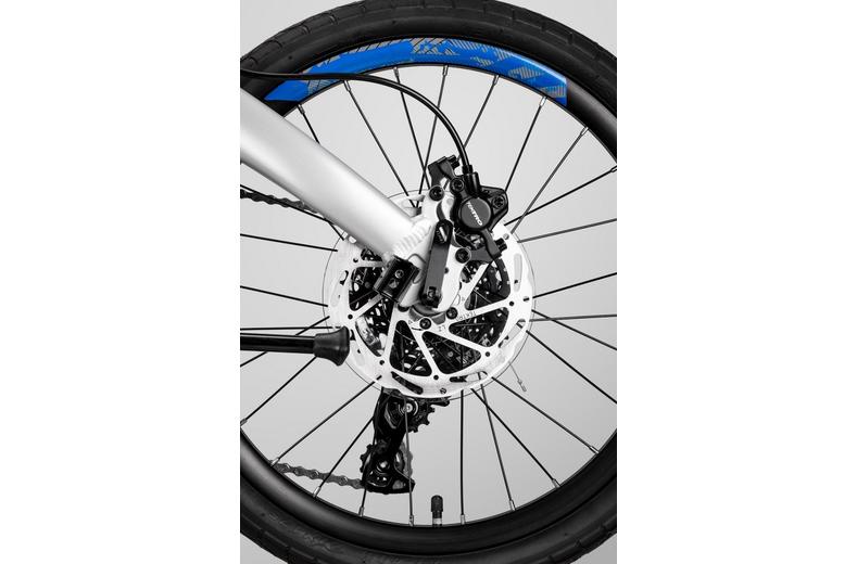 Carrera Intercity 2 Folding Bike Carrera Intercity 2 Folding Bike