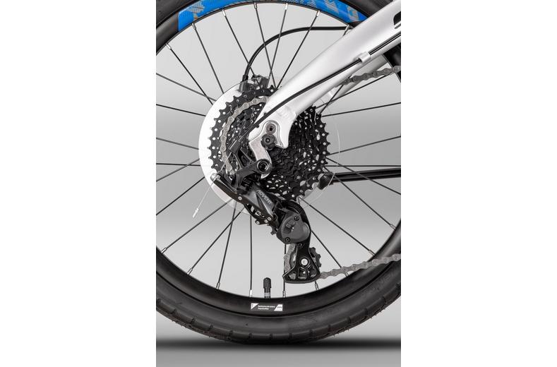 Carrera Intercity 2 Folding Bike Carrera Intercity 2 Folding Bike