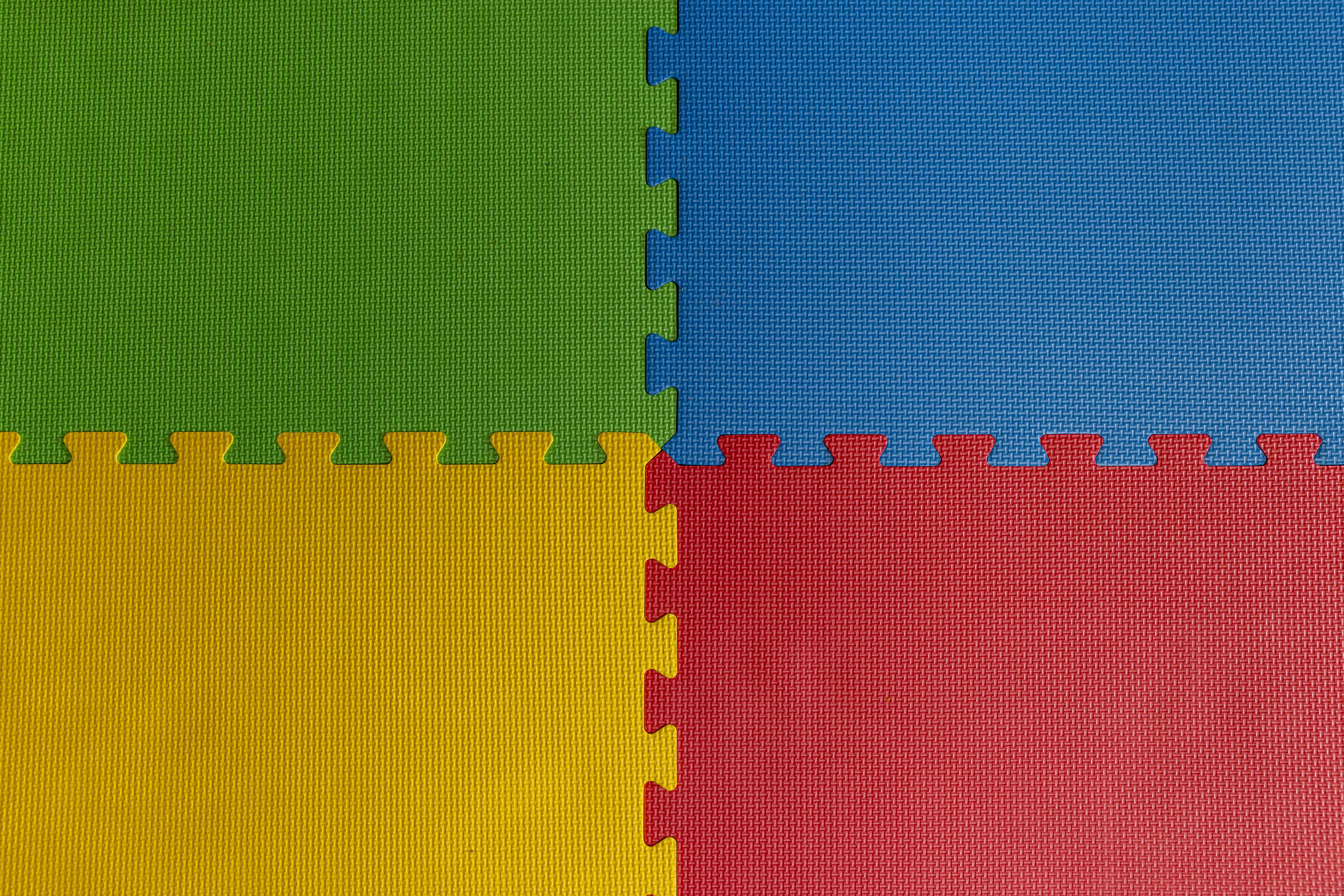 Halfords 8 Pack  Coloured Floor Mats