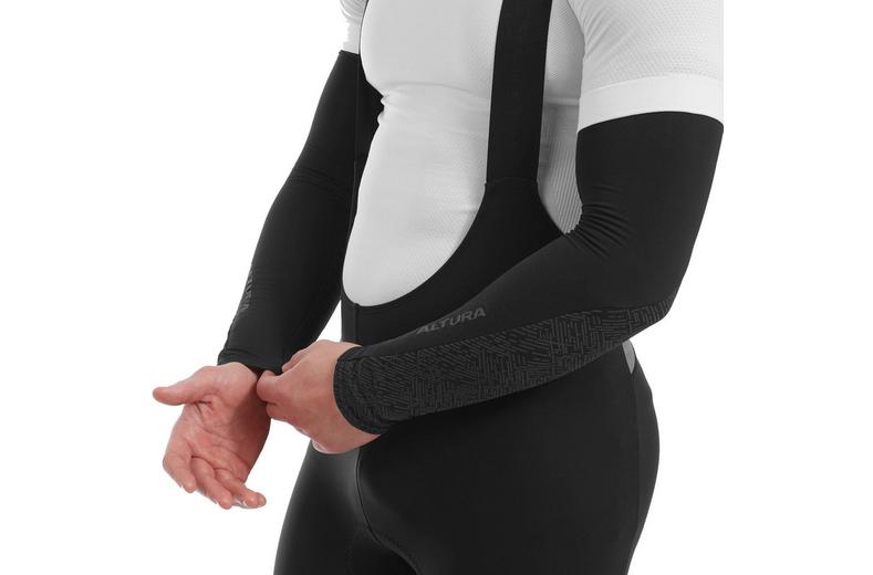 Altura Thermal DWR Unisex Arm Warmers Black Altura Thermal DWR Unisex Arm Warmers Black
