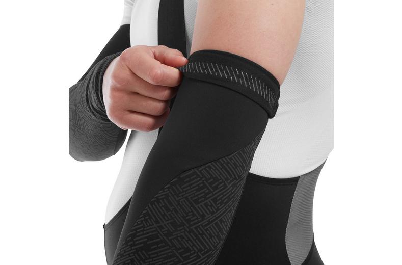 Altura Thermal DWR Unisex Arm Warmers Black Altura Thermal DWR Unisex Arm Warmers Black
