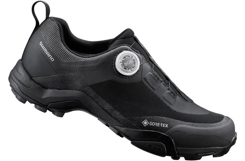 Shimano MT7 Shoes GORE-TEX Black | Halfords UK Shimano MT7 Shoes GORE-TEX Black | Halfords UK