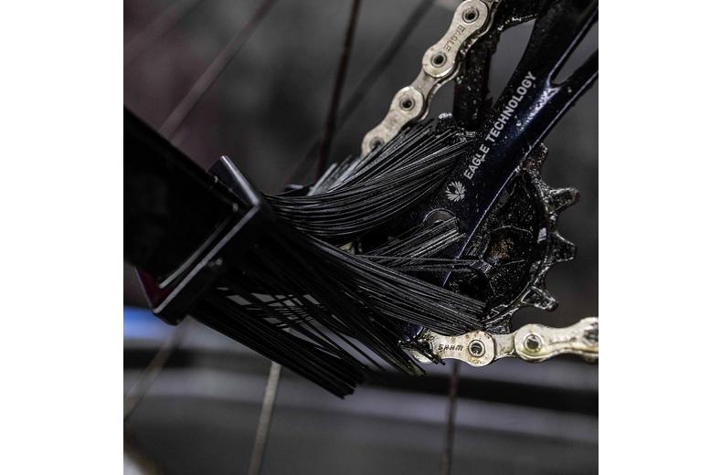Muc-Off Chain Brush Muc-Off Chain Brush