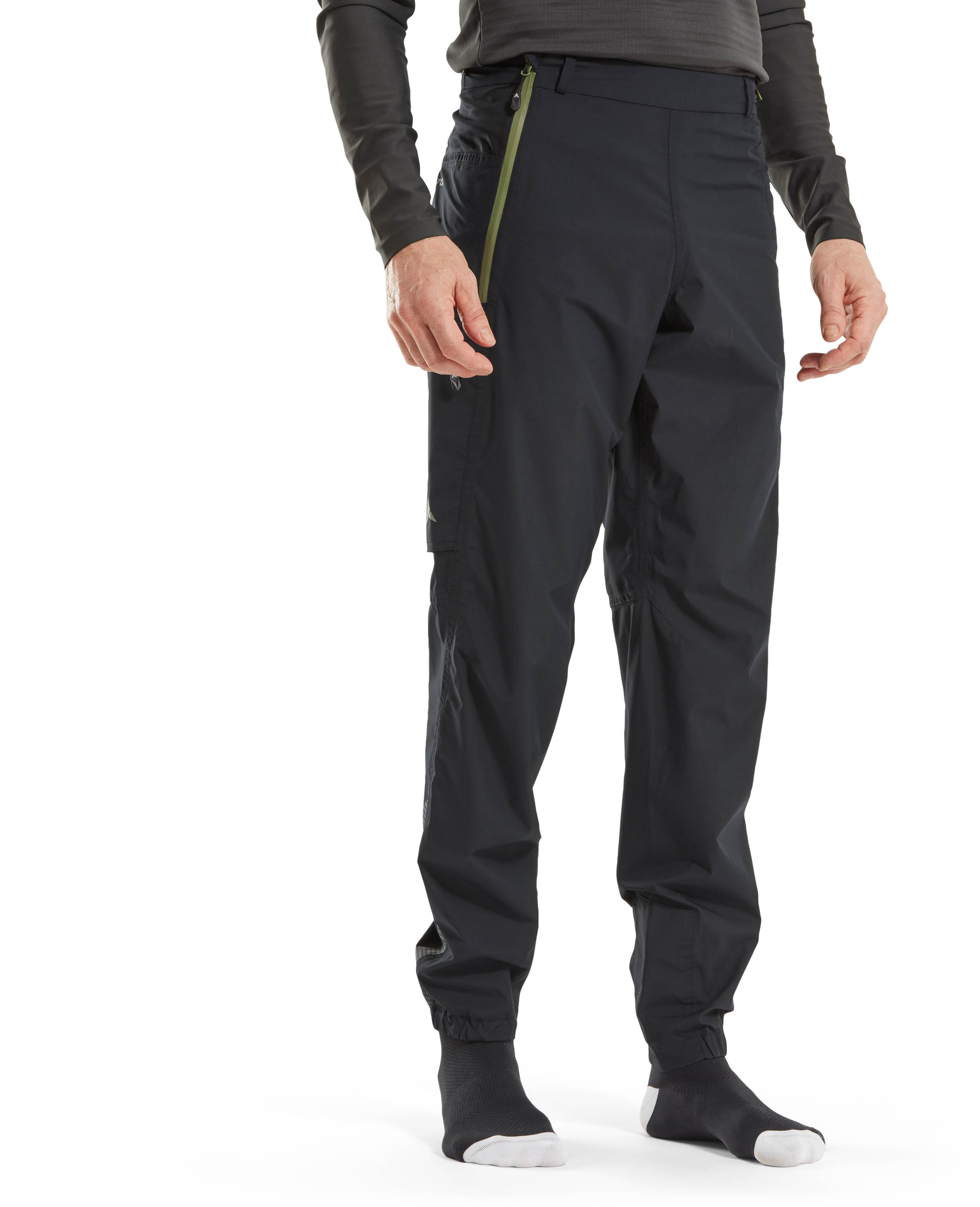 Halfords Altura Men's All Roads Packable Waterproof Trouser Black 2XL | Extra 8% off for BC Members