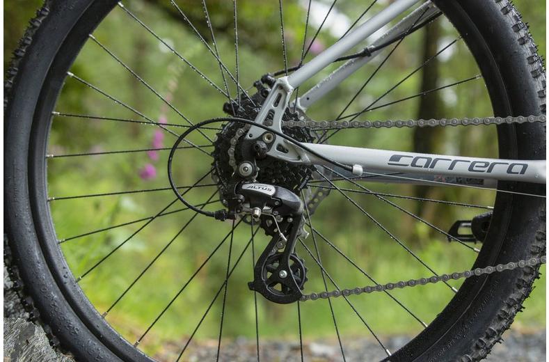 Carrera Vengeance Womens Mountain Bike - Silver - S, M, L Frames Carrera Vengeance Womens Mountain Bike - Silver - S, M, L Frames
