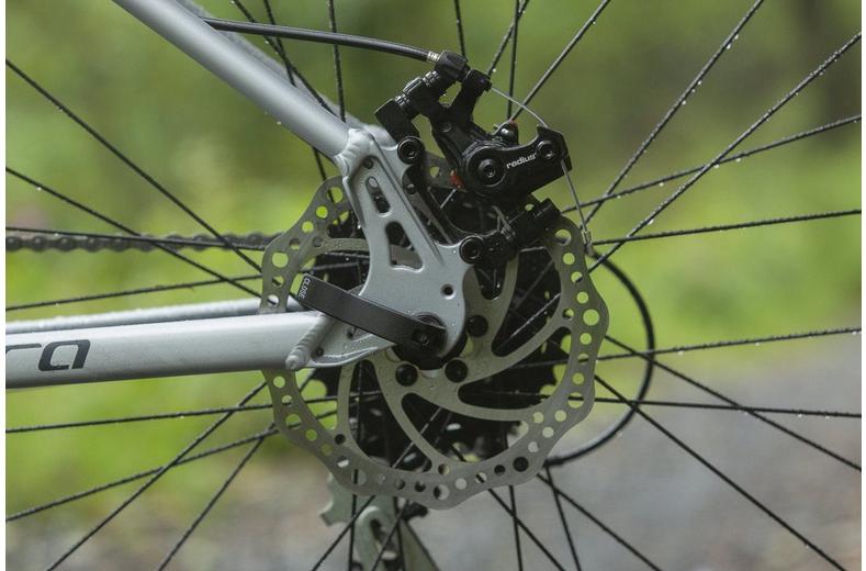 Carrera Vengeance Womens Mountain Bike - Silver - S, M, L Frames Carrera Vengeance Womens Mountain Bike - Silver - S, M, L Frames
