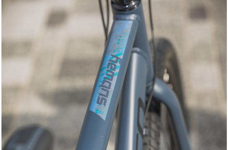 Carrera Subway 1 Womens Hybrid Bike - Grey, S, M, L Frames Carrera Subway 1 Womens Hybrid Bike - Grey, S, M, L Frames
