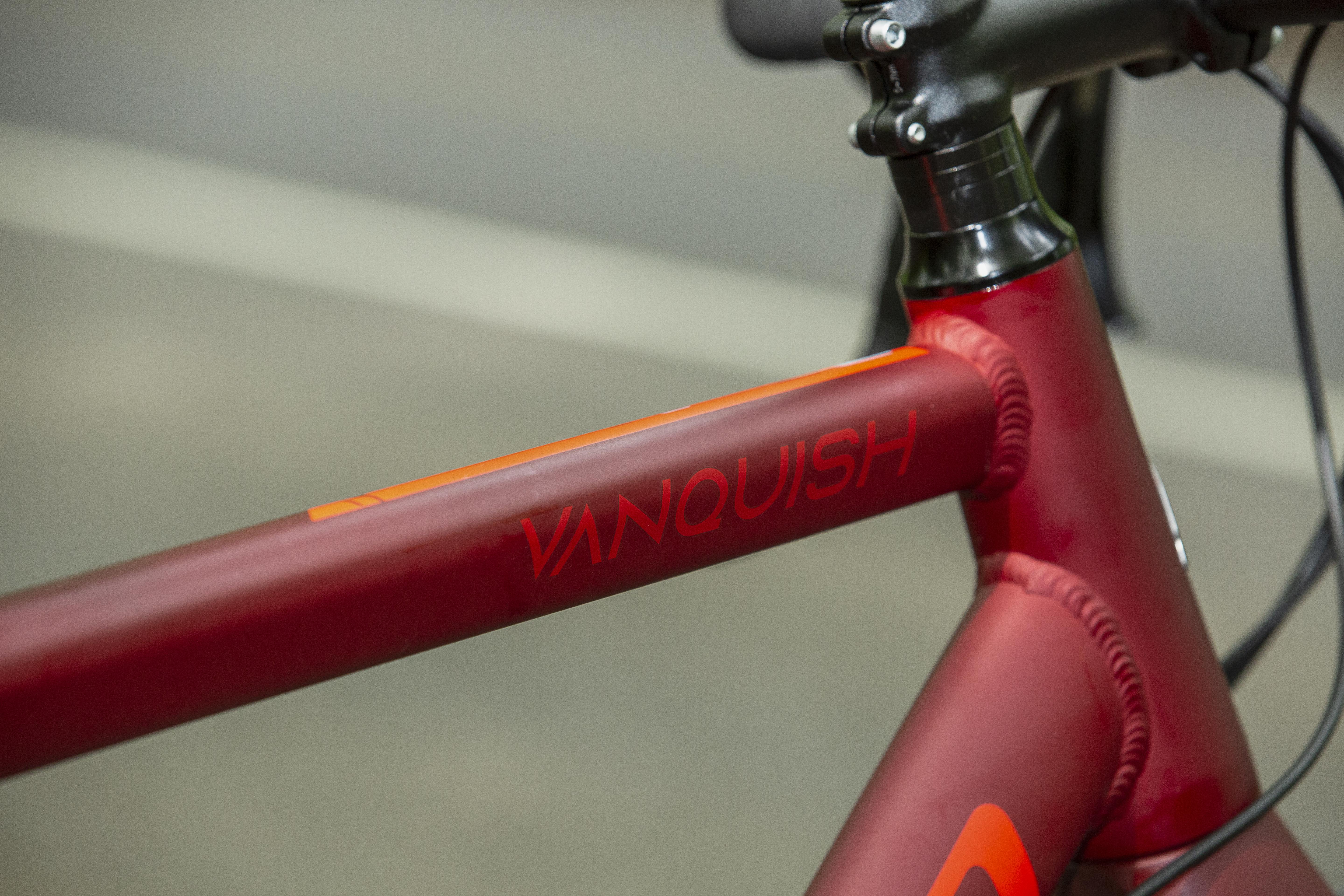 Carrera Vanquish Mens Road Bike - Red, Medium