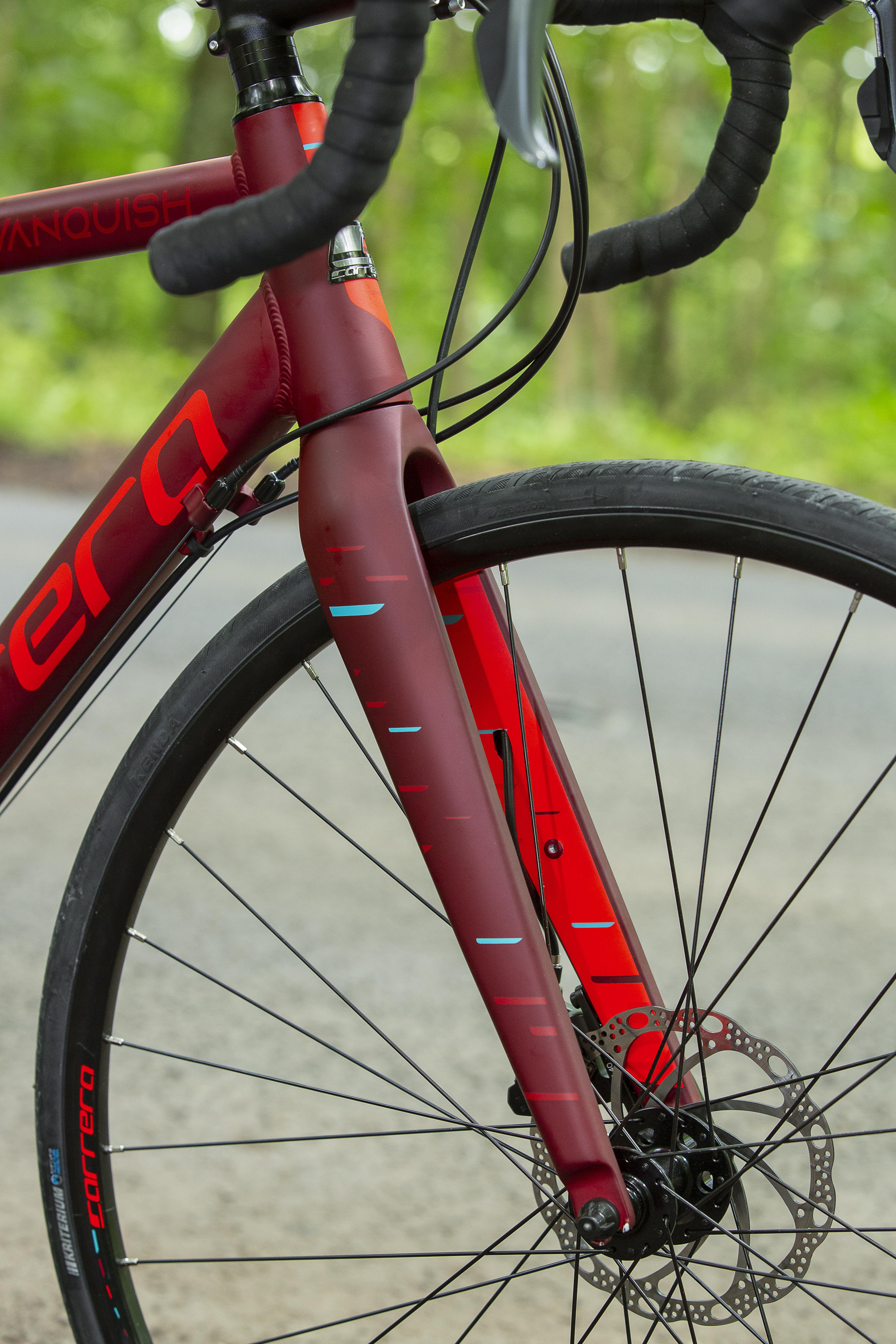 Carrera Vanquish Mens Road Bike - Red, Medium