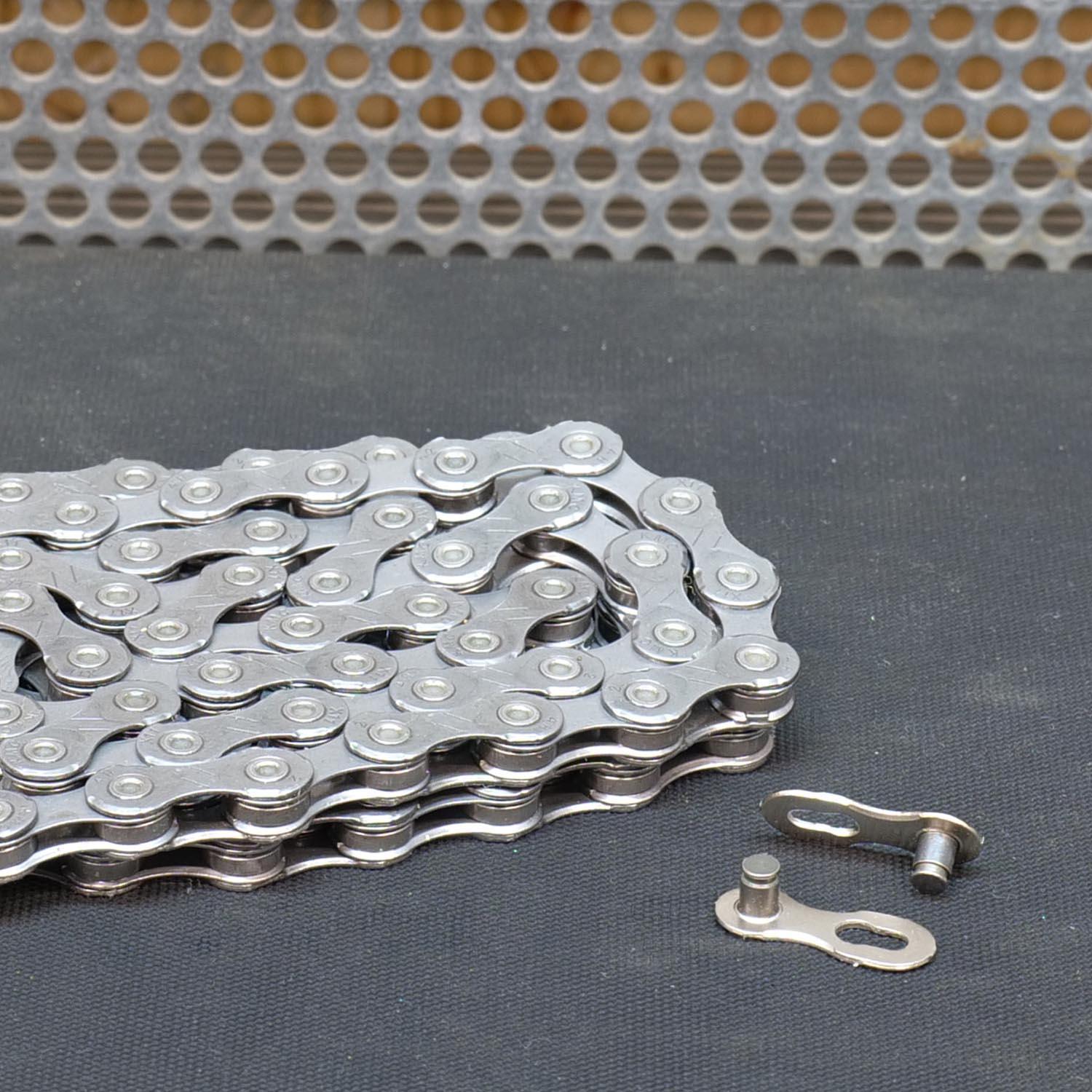 KMC X11 11 Speed Chain, Grey 122L
