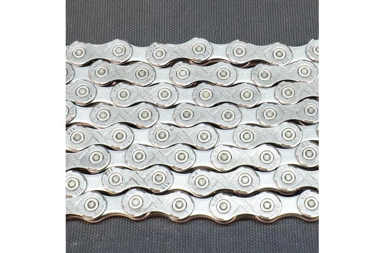 KMC X9 9 Speed Chain, Grey 122L KMC X9 9 Speed Chain, Grey 122L